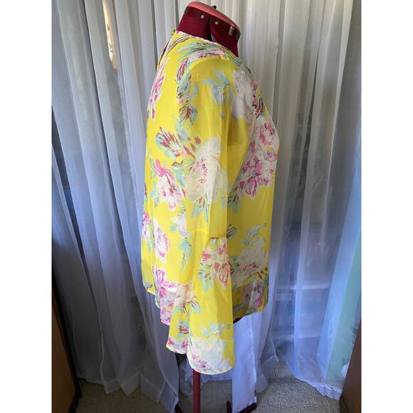 Pink Lily knit top floral yellow bell sleeves - Picture 8 of 10